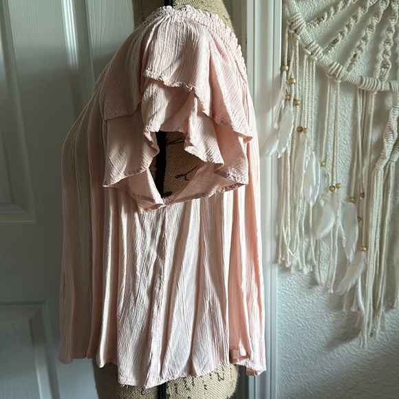 Angie | Blush Off-The- Shoulder Top | Medium - Picture 3 of 6